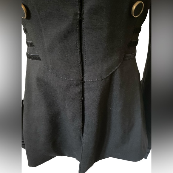 Authentic Marc by Marc Jacob’s Short Vest - Picture 13 of 16